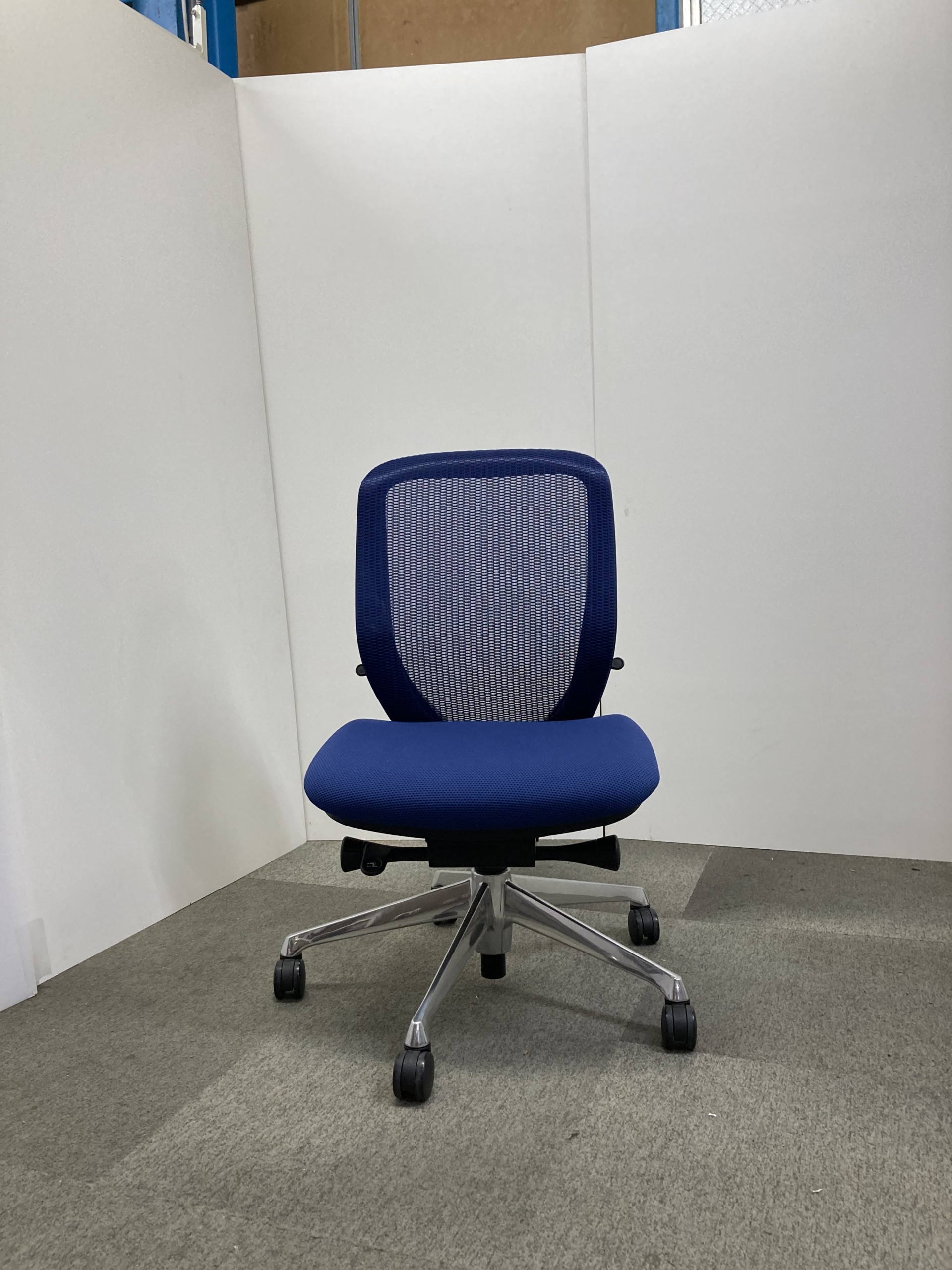中古 オカムラ シルフィー（Sylphy） ローバック 背メッシュ 