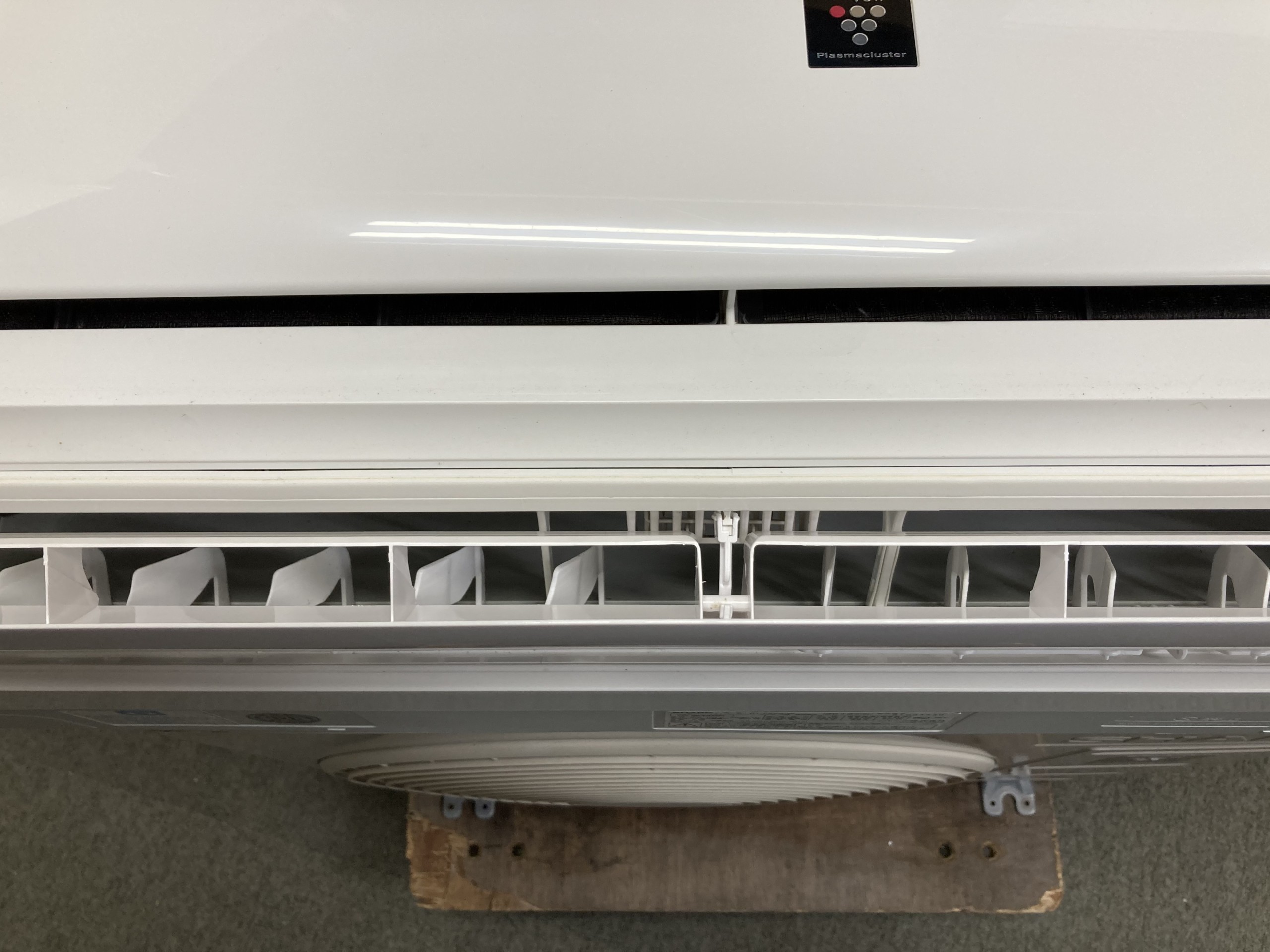 中古 シャープ ルームエアコン AY-F22S-W 主に6畳用 | Office Hut 
