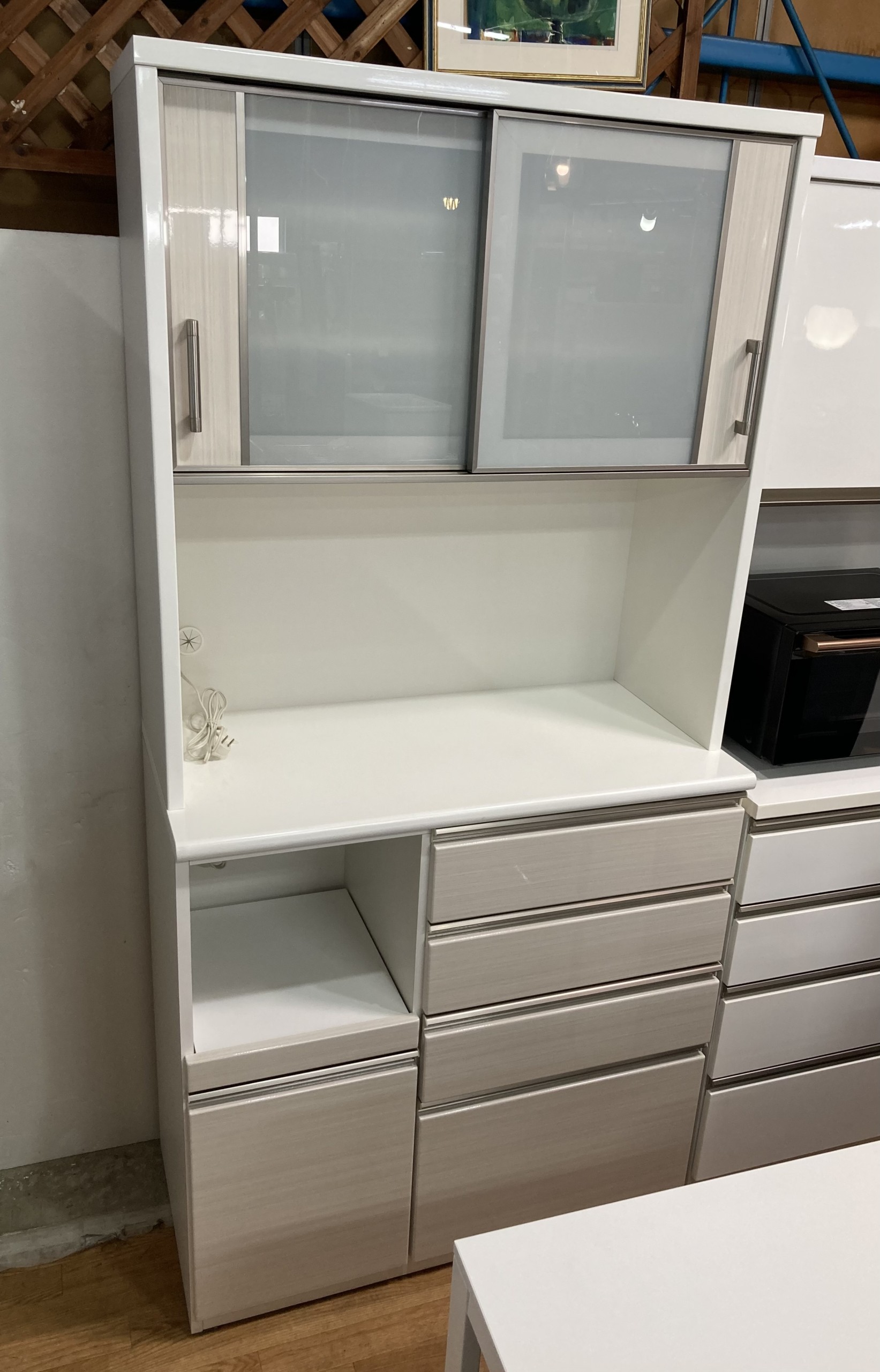 ナチュラルなレンジボードを買取入荷しました！【値下げ致しました】 ニトリ レンジボード 買い取りました | Office Hut ｜ 尾張旭市の